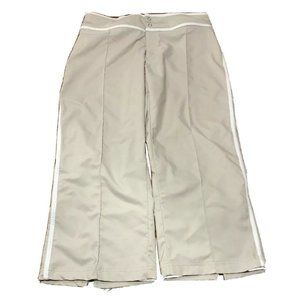 Nike Women’s MED Beige Capri Pants